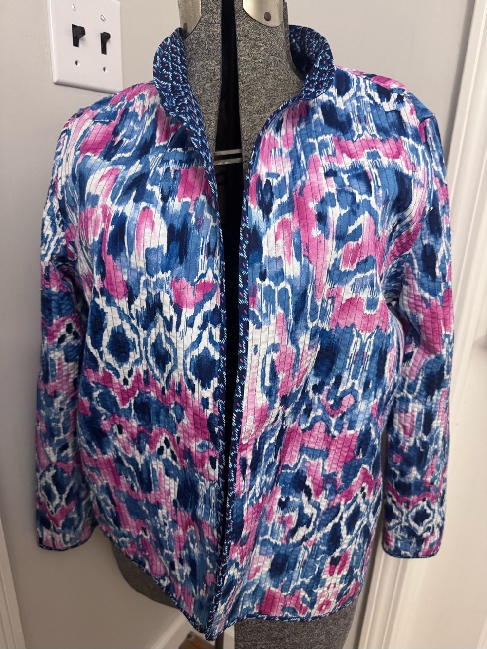 Women's Pink Blue Abstract Print Quilted Reversible Jacket Large